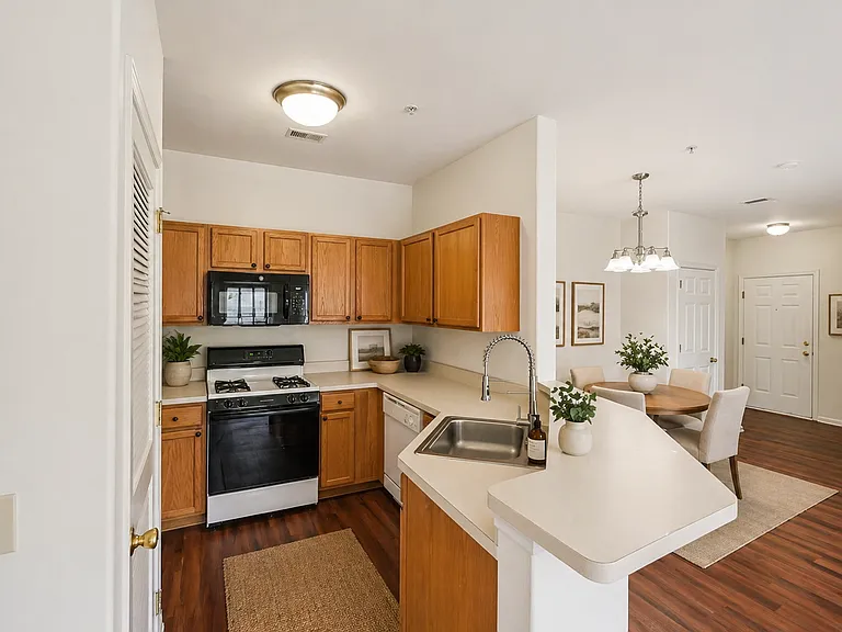 Spring Creek Apartments — Photo 79