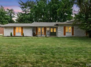 103 High Valley Dr, Chesterfield, MO 63017