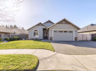 142 SW Hudson Ln, Grants Pass, OR 97526