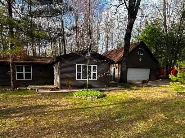 1198 Lavely Rd, Harrison, MI 48625