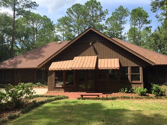 3rd image of 645 Pine Point Cir