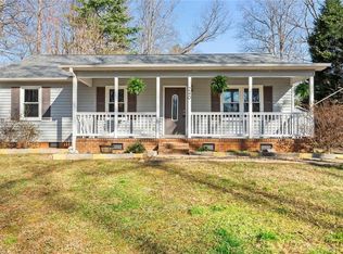 240 Deerfield Ct, Stokesdale, NC 27357