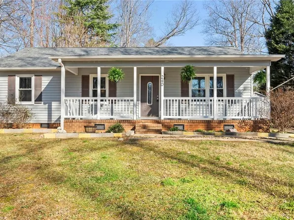 240 Deerfield Ct, Stokesdale, NC 27357