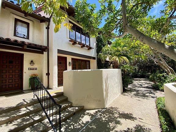 2nd image of 8668 Villa La Jolla Dr