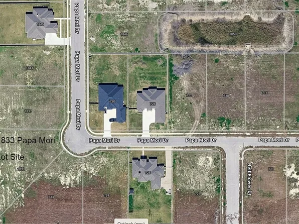 1833 Papa Mori Dr, Corpus Christi, TX 78414