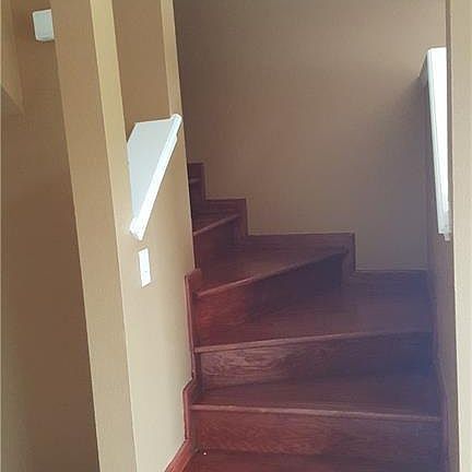 5th image of 1942 Woodcrest Dr