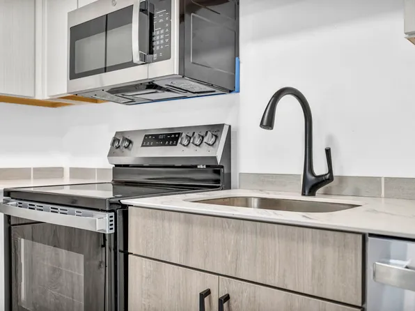 1642 York Way, Sparks, NV 89431