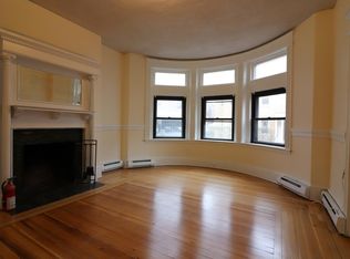 12 Park St #1A, Brookline, MA 02446