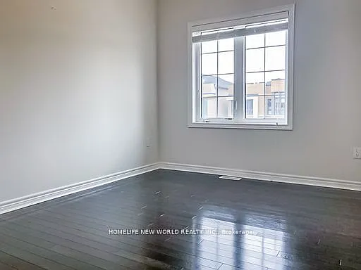 77 Brookfam St — Photo 29