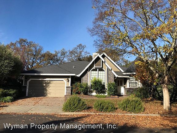 2nd image of 1487 Fairway Vista Ct