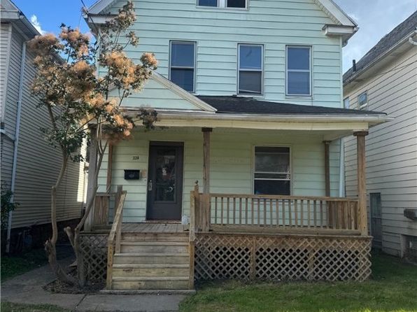 2211 La Salle Ave