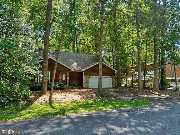 3rd image of 23431 Marina Dr W