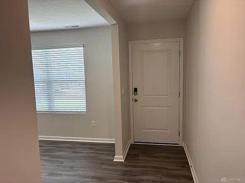 4 bed, 2.5 bath, 2084 sqft, $2,625 — Photo 4