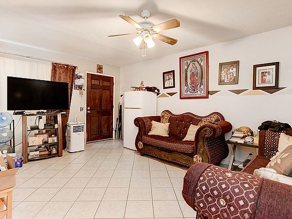 4th image of 4133 42nd St APT 3