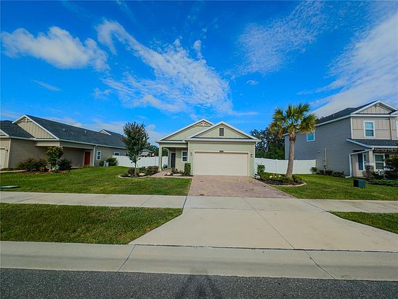 3rd image of 2022 NW 44th Court Rd