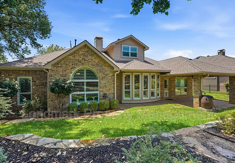 900 Muirfield Dr — Photo 26