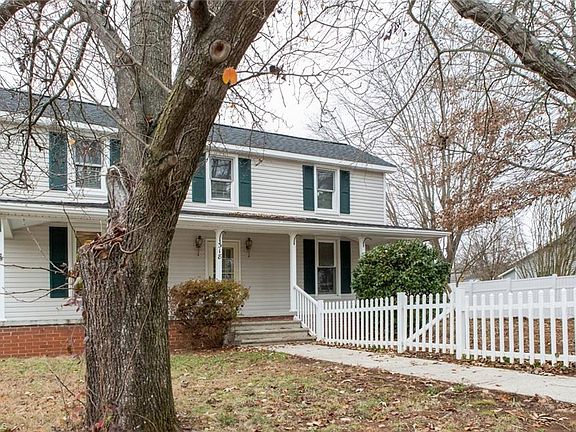 2nd image of 318 Whitsett Ave