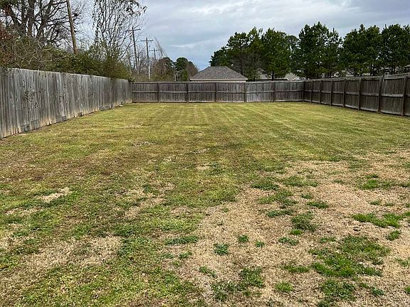 3rd image of 326 W Starlite Dr