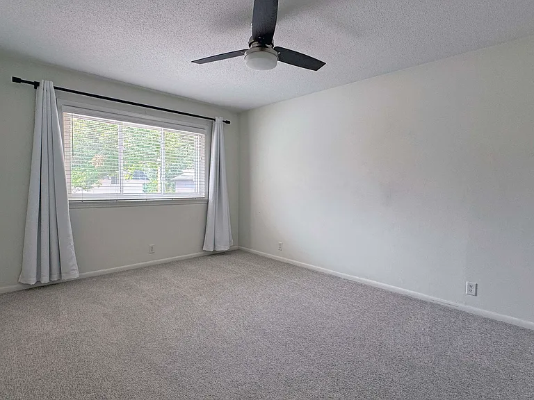 9012 Pacific St — Photo 23