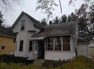 42 Ambrose St, Springfield, MA 01109