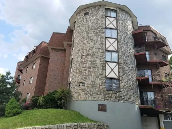 215 Thomas E Burgin Pkwy, Quincy, MA 02169