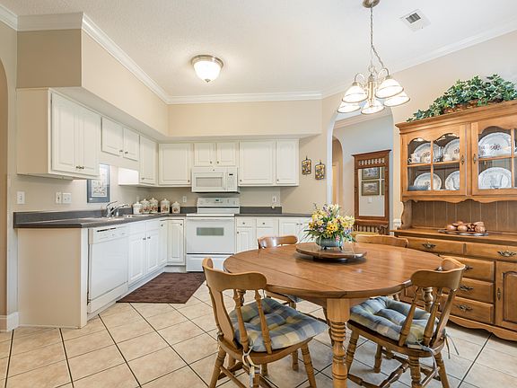 2nd image of 1509 Frosty Way