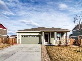 884 Willow Dr, Lochbuie, CO 80603