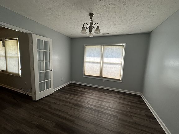 4th image of 367 Woodberry Cir #1