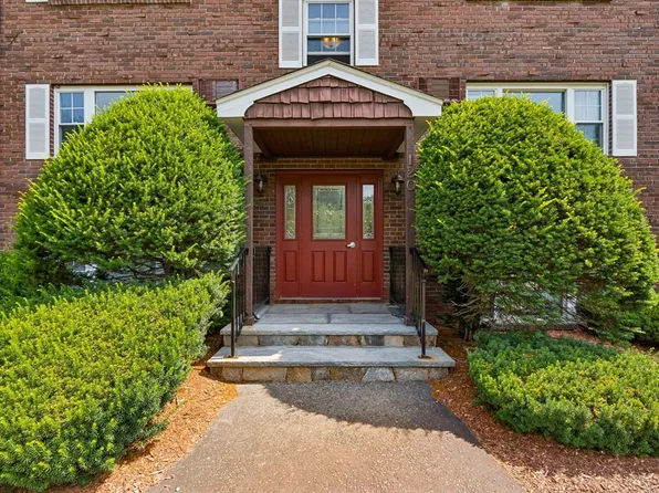 120 Parker St APT 24, Acton, MA 01720