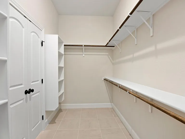 215 Park Cir — Photo 22