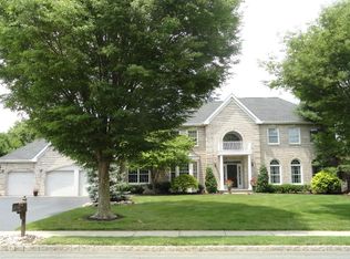 18 N Kinglet Dr, Plainsboro, NJ