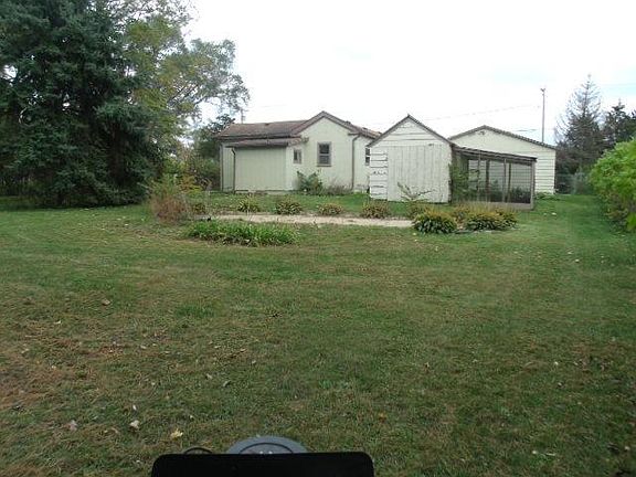 2nd image of 1012 N Blackhawk Blvd