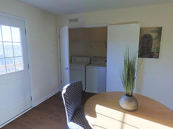 2nd image of 28 Brittany Ln APT 108