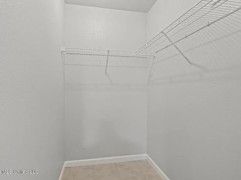 6234 W Lamar St — Photo 16