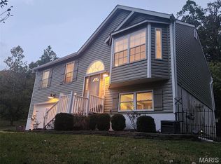 3605 N Meadow Mill Dr, Arnold, MO 63010