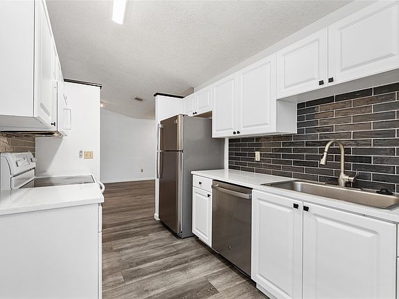 5th image of 9114 SW 20th Street #B