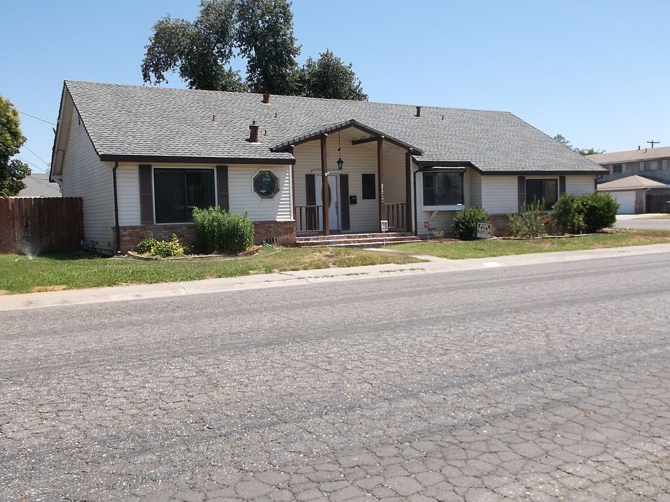 1st image of 2207 Del Pero St