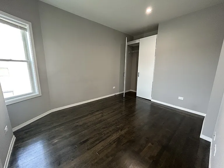 3673 N Elston Ave — Photo 26
