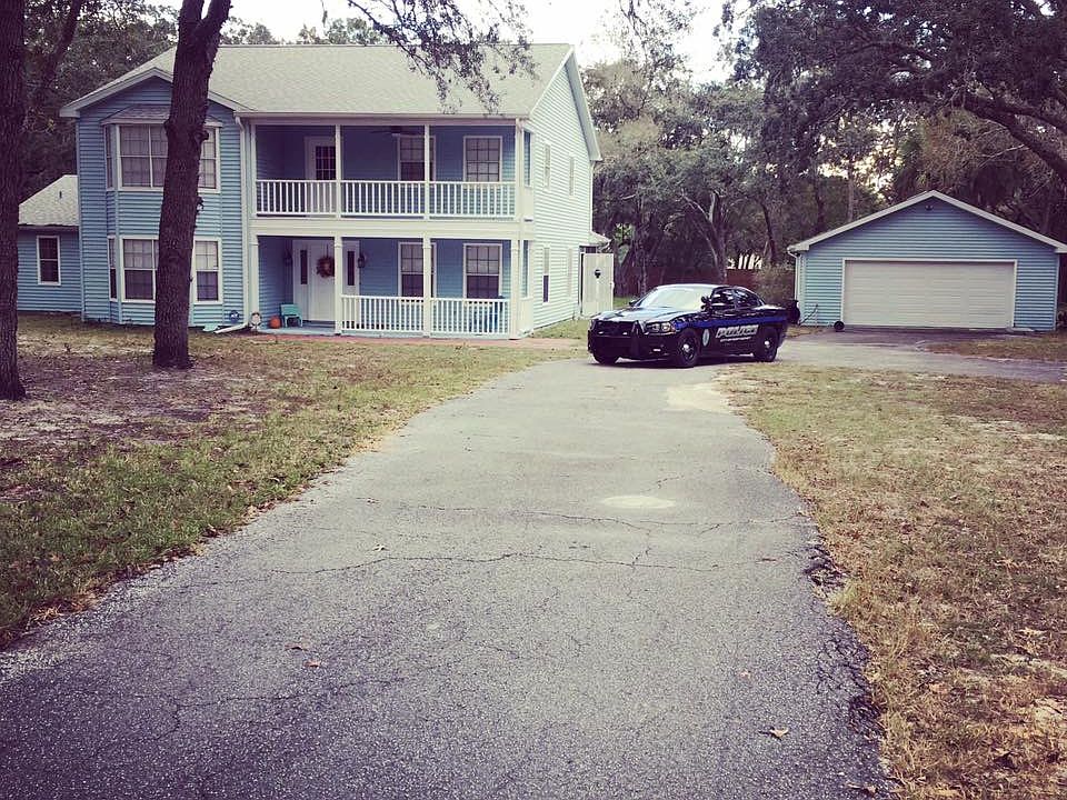 1st image of 18206 Oak Way Dr