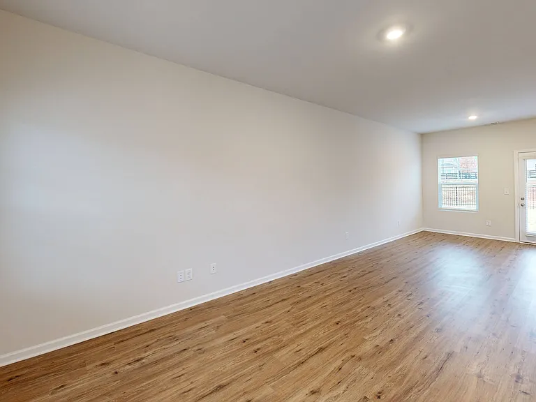 Westmoreland Estates — Photo 27