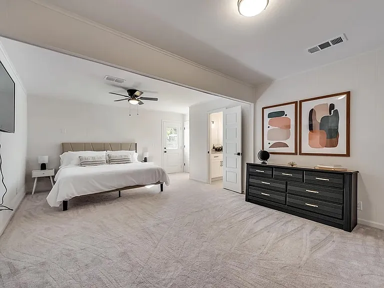 209 Westfork Dr — Photo 10