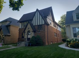 2811 N Sholes Ave, Milwaukee, WI 53210