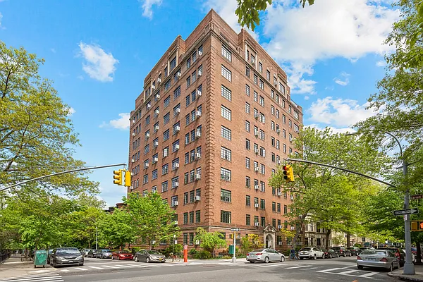 118 8th Avenue in Park Slope : Sales, Rentals, Floorplans | StreetEasy