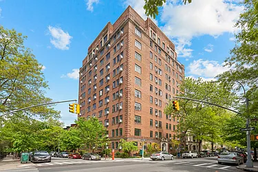 118 Eighth Avenue in Park Slope