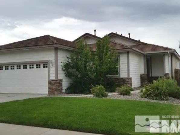 3495 Long Dr, Minden, NV 89423