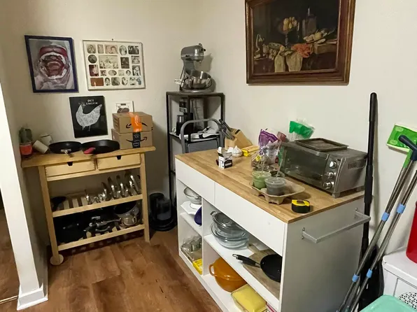 25-54 33rd Street image 12 of 21