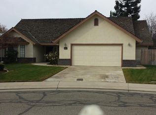 445 Madrone Ct, Lodi, CA 95242