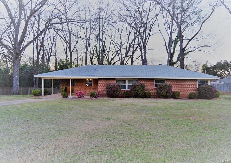 1st image of 3447 Royal Crest Dr