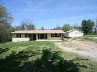 2901 W Perry Rd, Rogers, AR 72758