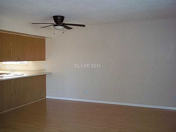 5th image of 1309 Darlene Way APT D